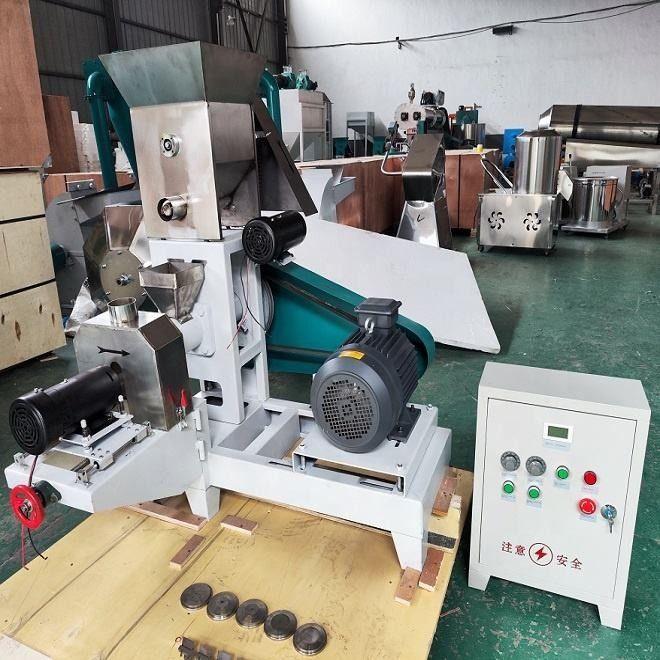 Macchina automatica per la produzione di polpette di mais di riso
