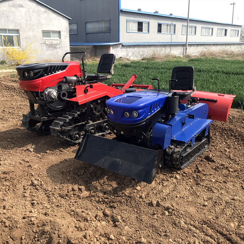 Trattore a motore diesel rosso-azzurro