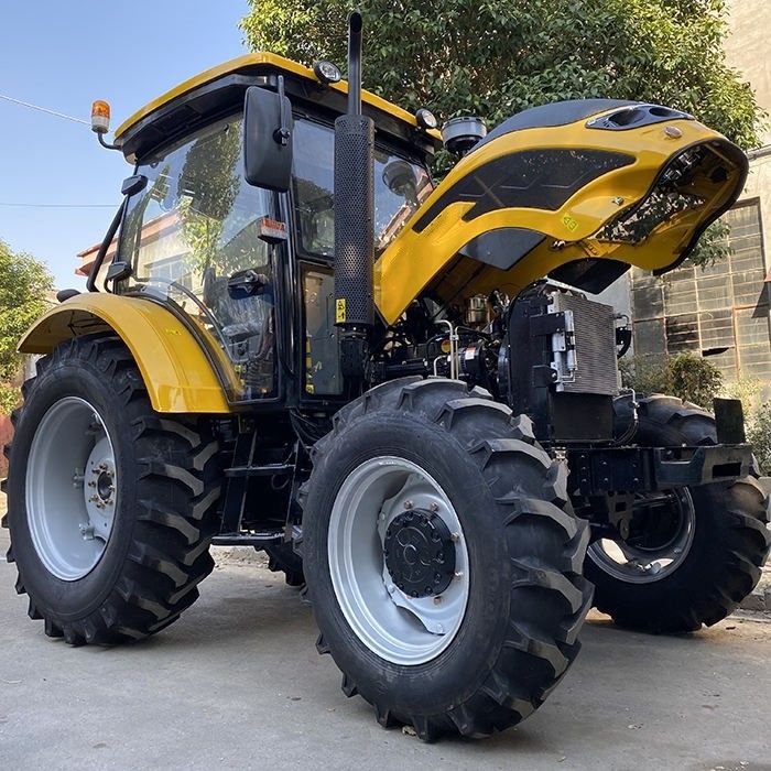Nuovo 2024 Gear Drive Farm Tractor 110HP 120HP Tractor a ruote con cambio