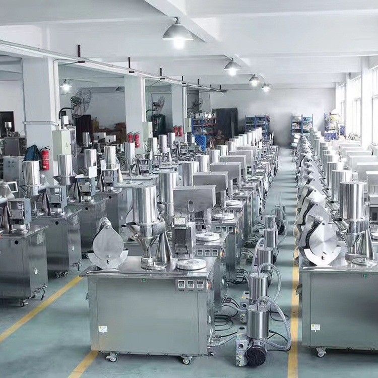 Macchina di riempimento di capsule rigide a uscita regolabile 5.75kw Riempitore di capsule dimensione 3