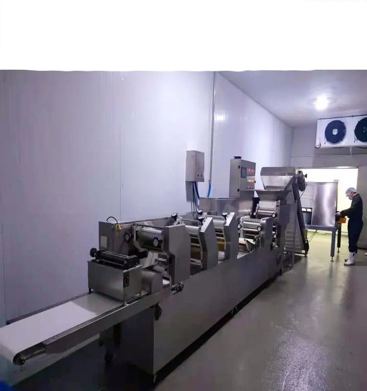 Macchine per la fabbricazione di noodle multifunzione 300 kg/h Capacità di produzione Componenti del motore