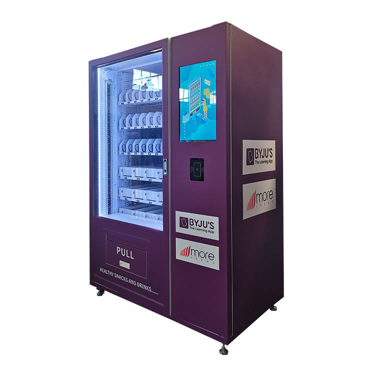 High Tech Automatic Open Door Snack Cold Drink Ascensore vending machine con spirale e spinta diretta